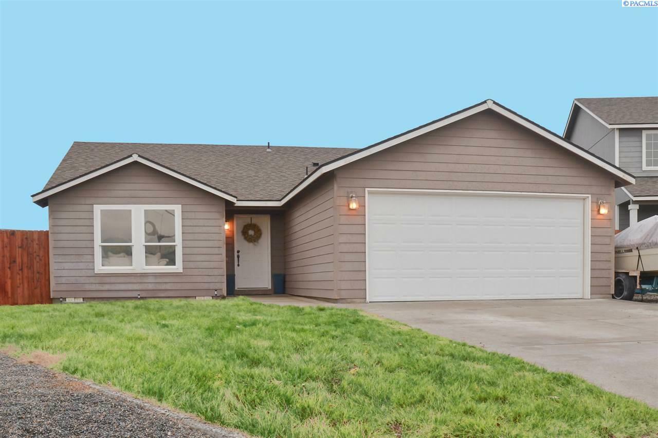 Property Photo:  5407 Coolidge Ct  WA 99301 