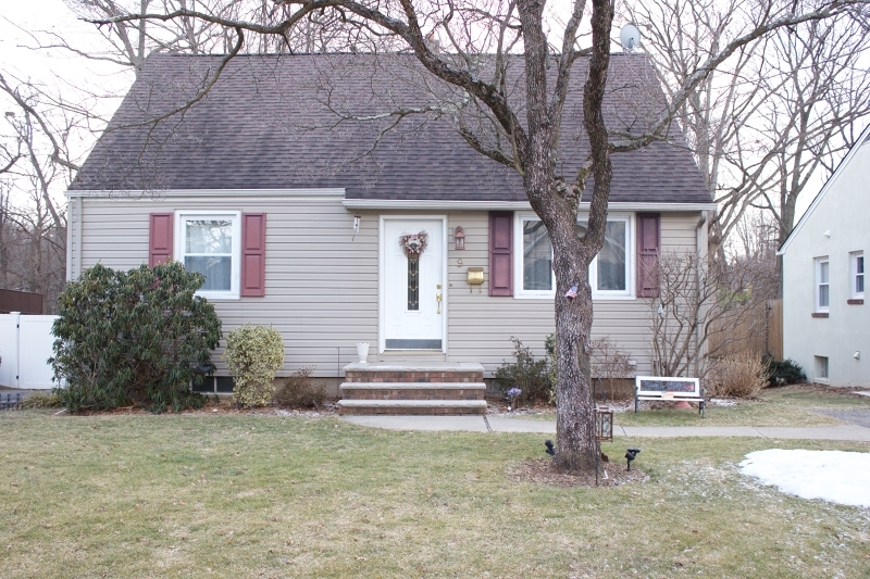 Property Photo: 9 Ward Ave NJ 07481