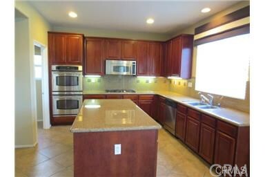 Property Photo:  13672 Hunters Run Court  CA 92880 