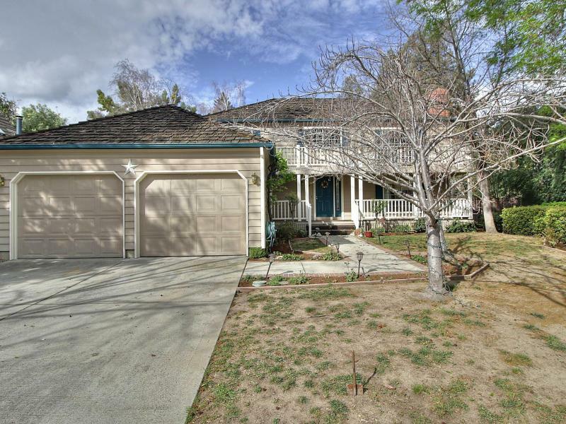 Property Photo:  769 Glenborough Drive  CA 94041 