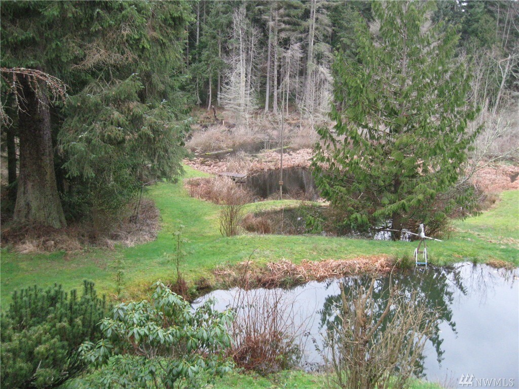 Property Photo:  521 NW Camano Dr  WA 98282 