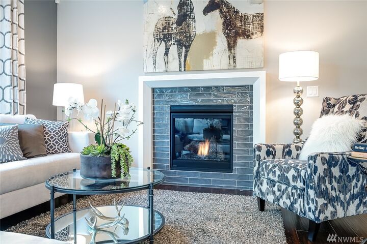 Property Photo: 3808 133rd Place SW 7 WA 98087