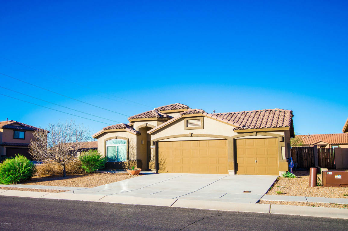 Property Photo: 13998 S Camino Gavanza AZ 85614