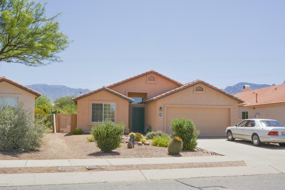 Property Photo:  12388 N Mesquite Crest Way  AZ 85755 