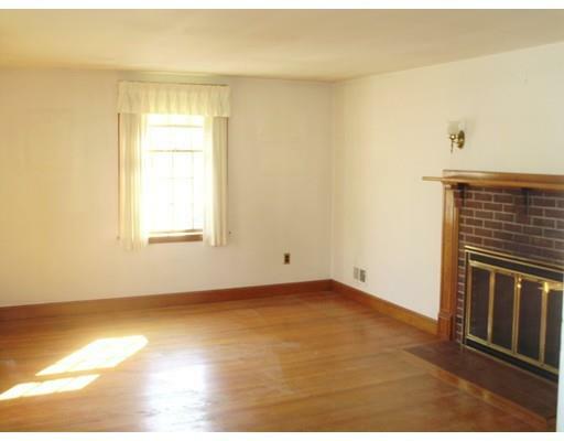 Property Photo:  10 Beacon St  MA 01915 