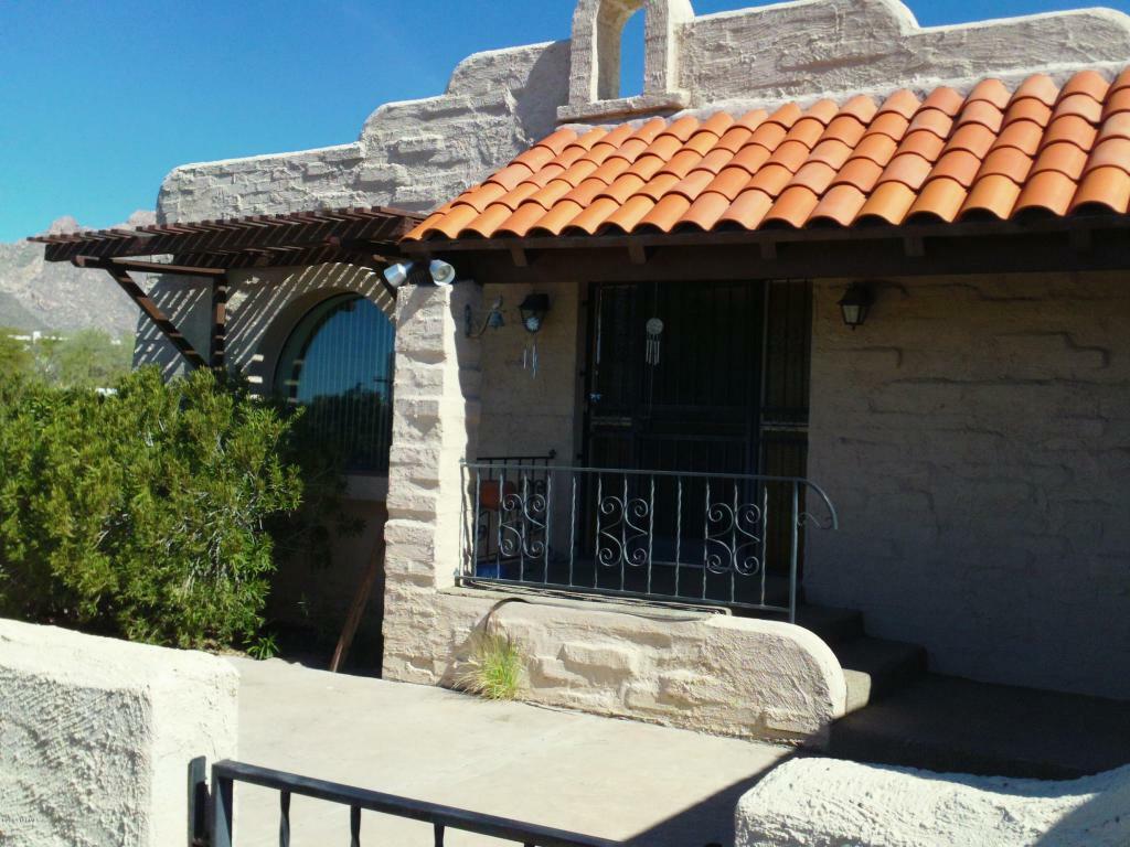 Property Photo:  6865 N Calle Mechero  AZ 85718 