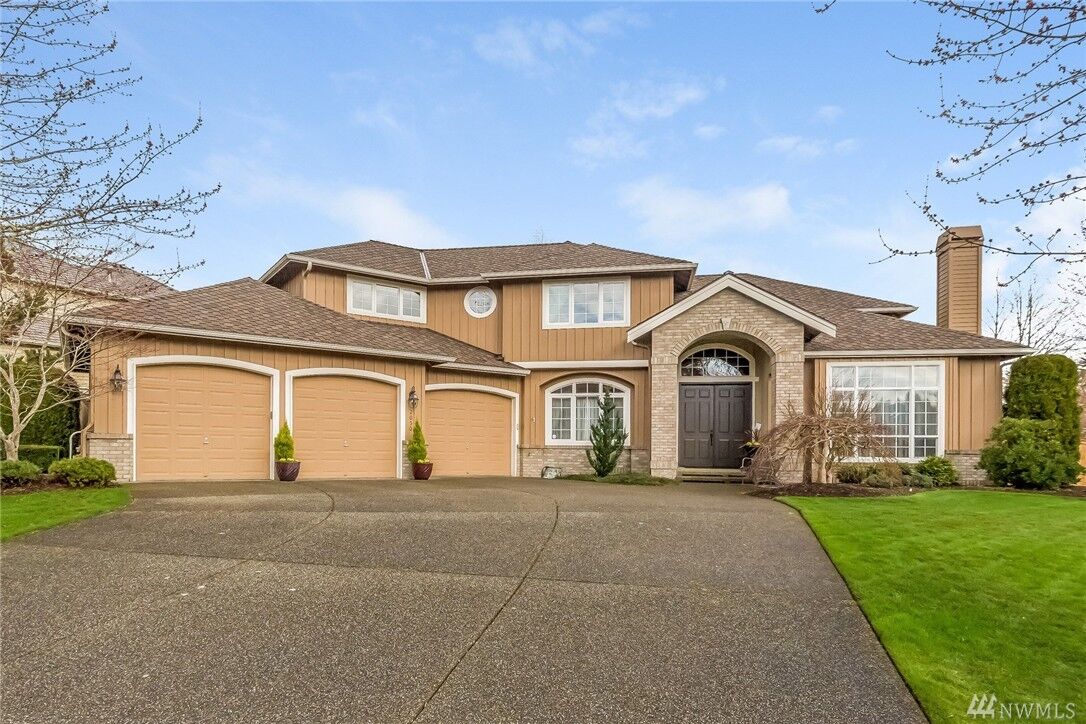 Property Photo: 2050 265th Avenue SE WA 98075