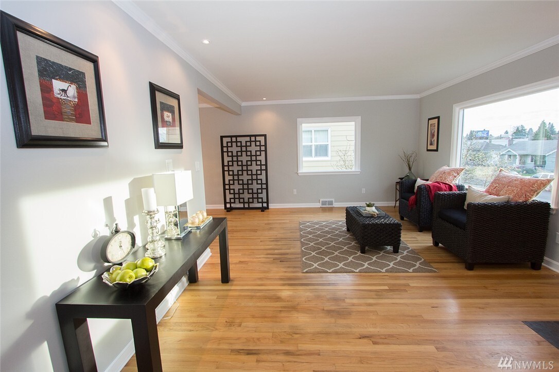 Property Photo: 4517 S Bell St WA 98418