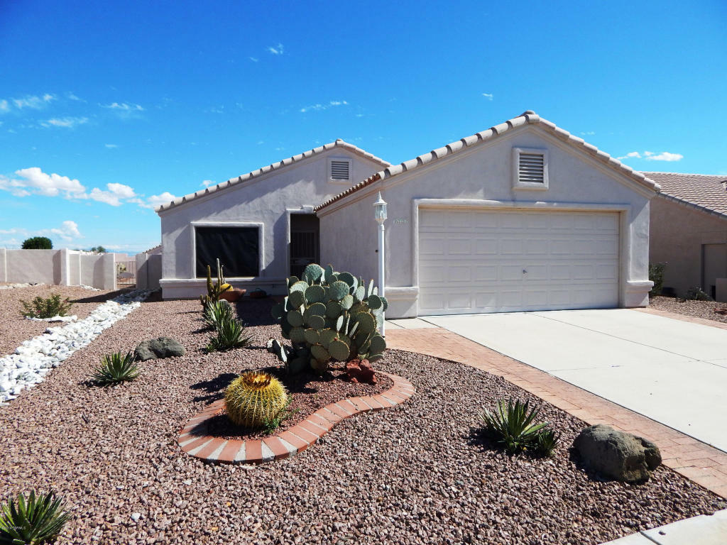 Property Photo:  1866 N Via Carrizal  AZ 85614 