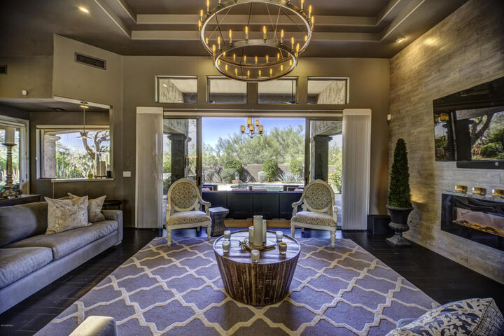 Property Photo: 22000 N 79th Place AZ 85255