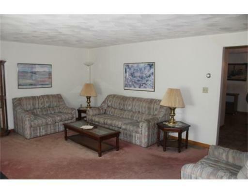 Property Photo:  10 Penobscott Circle  MA 01844 