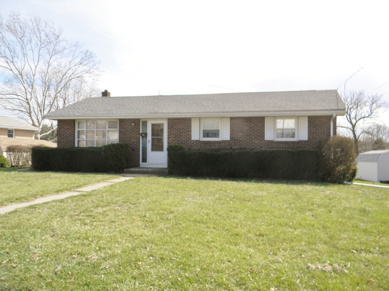 Property Photo:  918 North Blvd  NJ 08865 