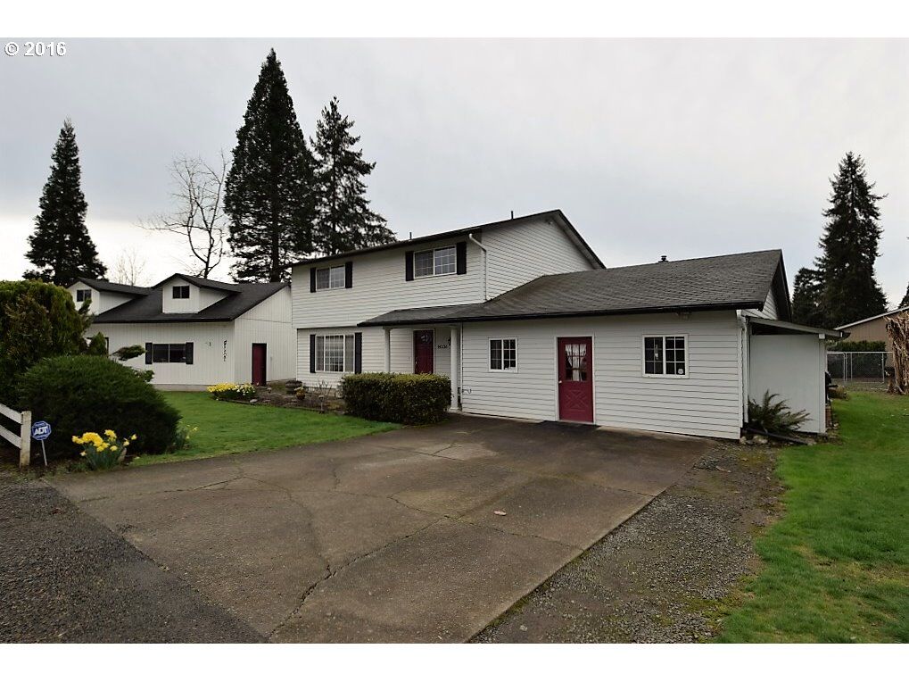 Property Photo:  14236 Livesay Rd  OR 97045 