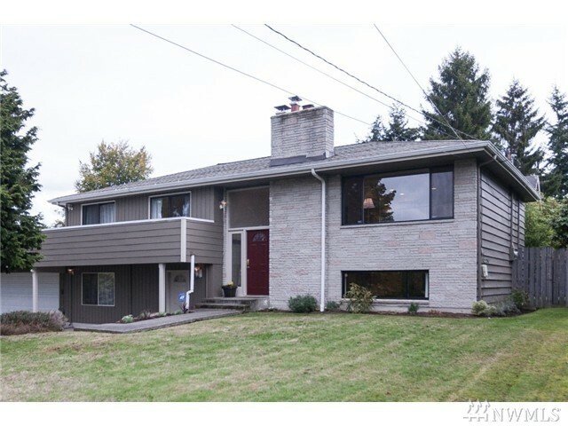 Property Photo:  18014 8th Ave NW U  WA 98177 