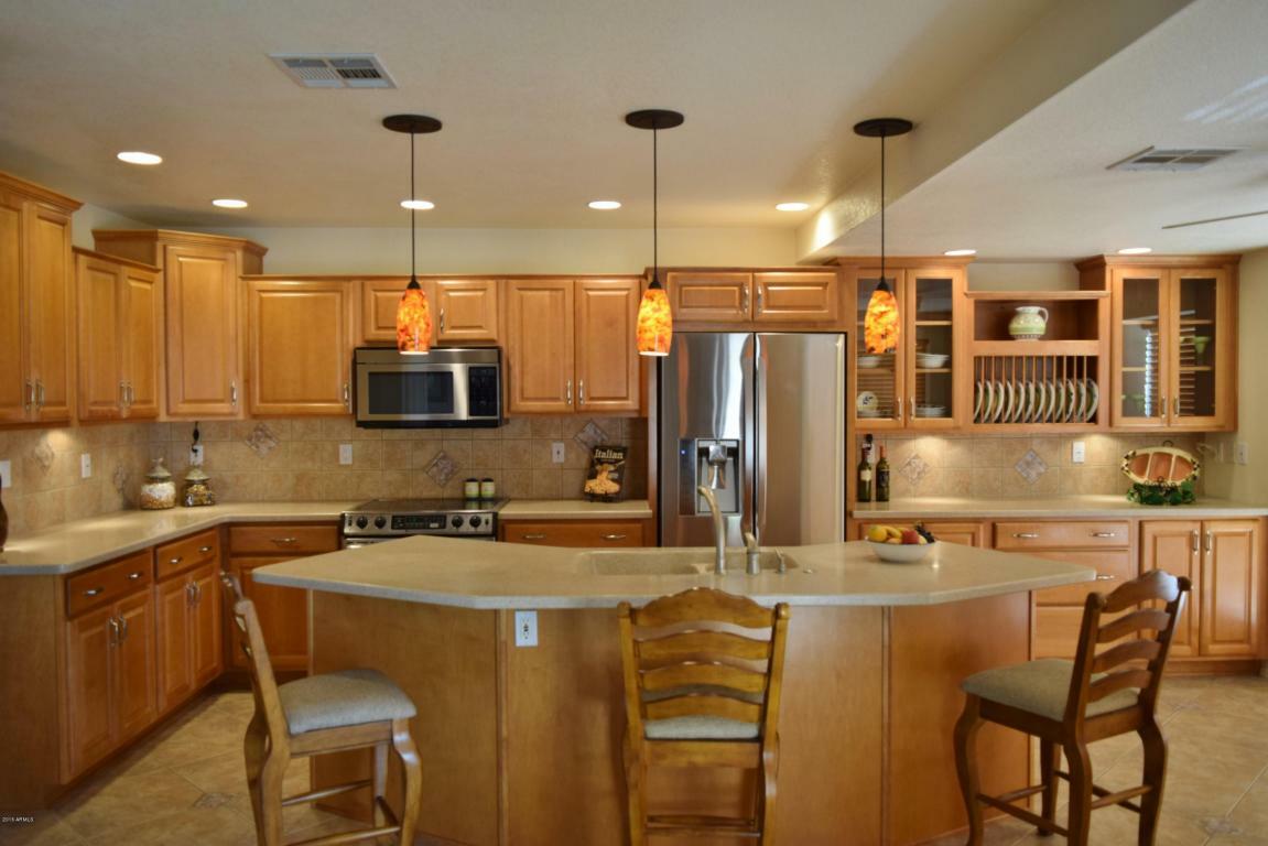 Property Photo:  10946 W Tonopah Drive  AZ 85373 