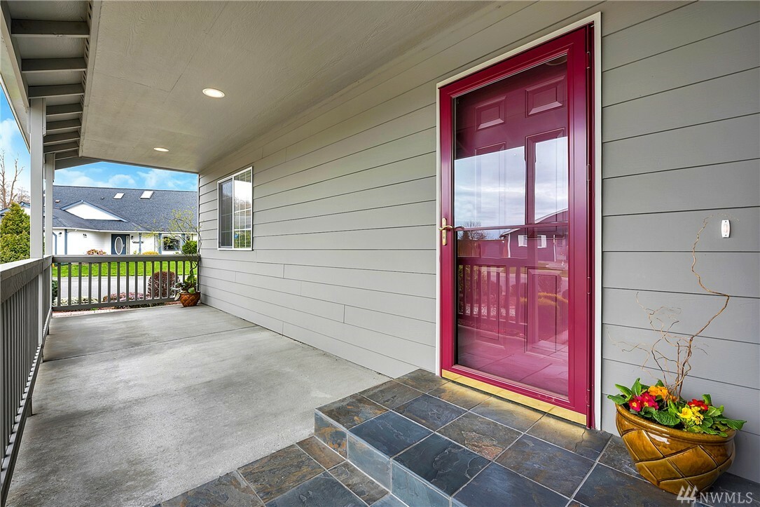 Property Photo: 4448 Carstan Lp WA 98230