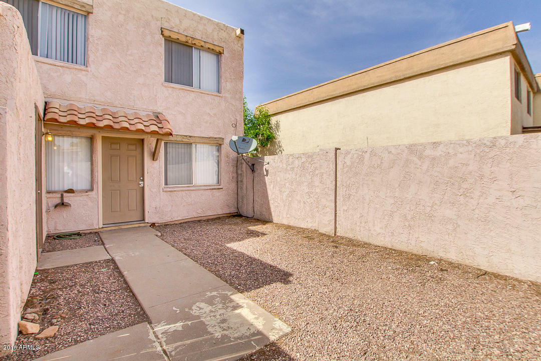 Property Photo:  4210 S 47th Street  AZ 85040 