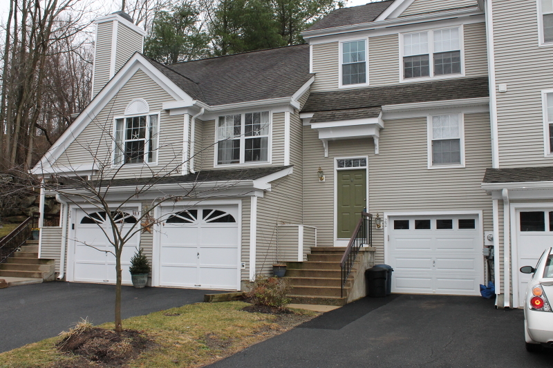 Property Photo: 22 Ajax Ct NJ 07840
