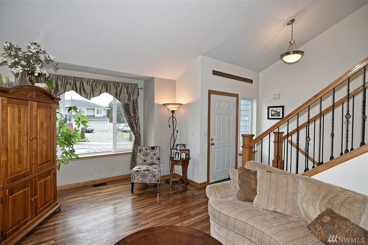 Property Photo: 712 143rd Place SW WA 98087