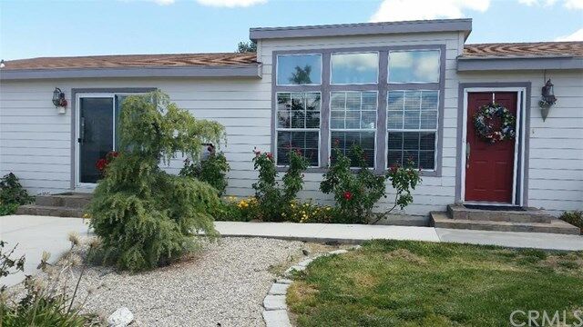 Property Photo:  22840 Seabright  CA 92567 