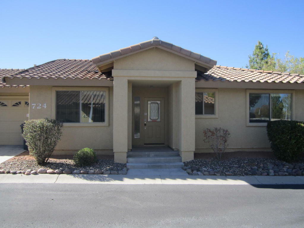 Property Photo: 724 Skyview AZ 86326