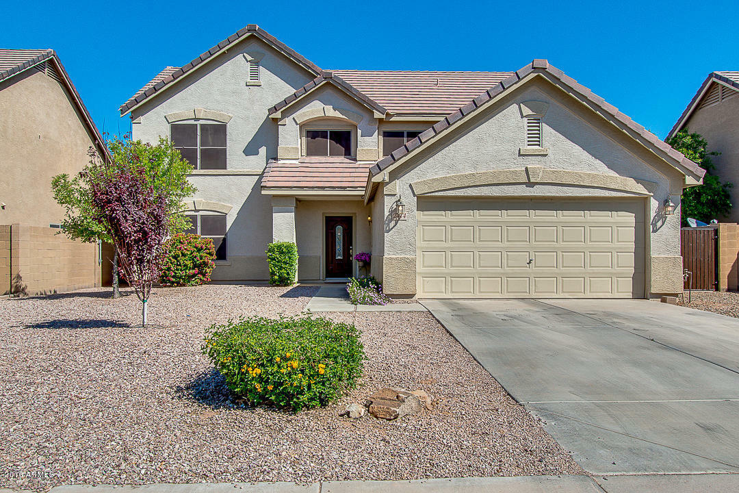 Property Photo:  2414 E Westchester Drive  AZ 85249 