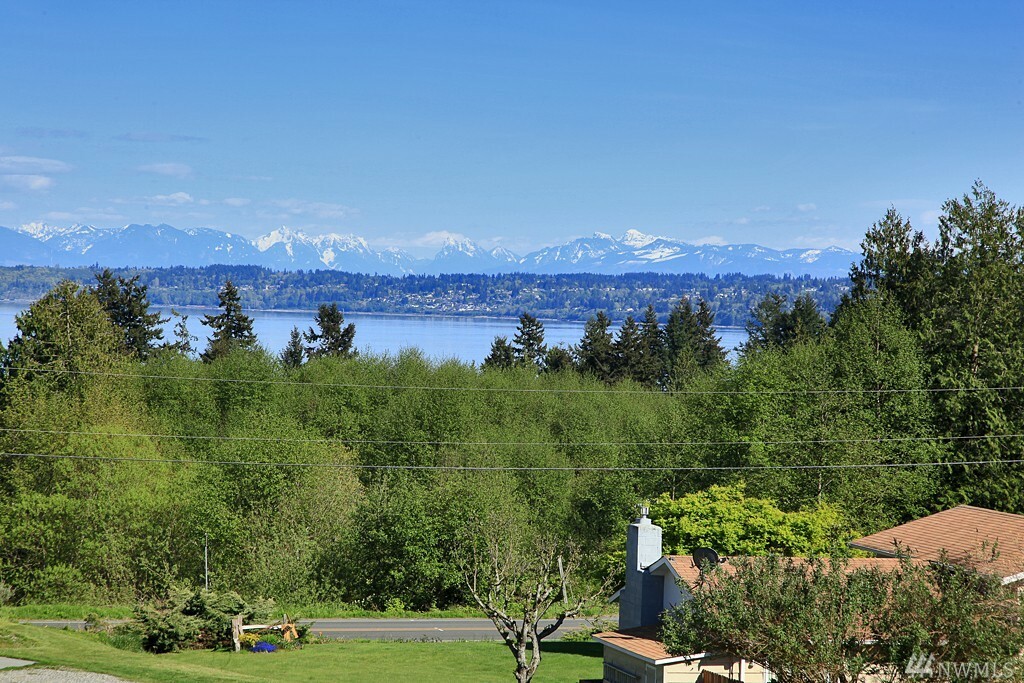 Property Photo:  4655 Elsica Dr  WA 98236 