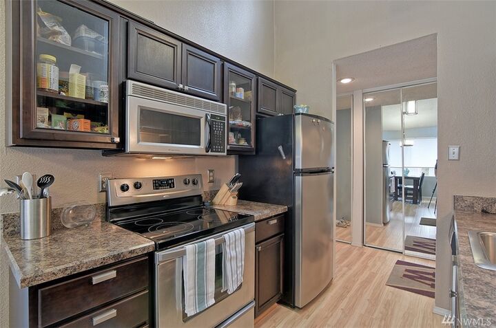 7901 196th St SW 2  Edmonds WA 98026 photo