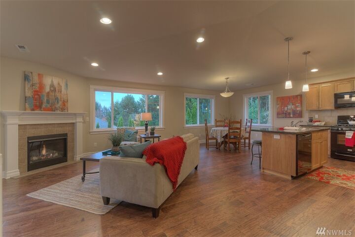 Property Photo: 6533 Hunt Highlands Loop WA 98335