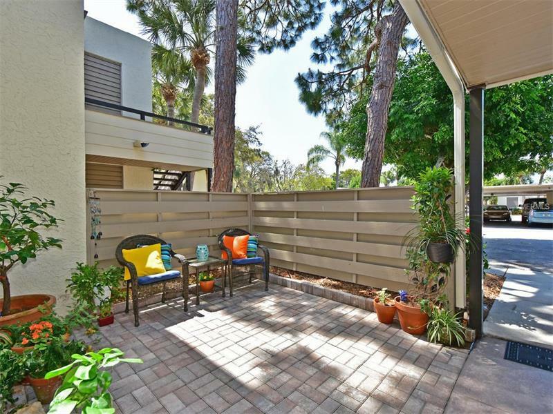 Property Photo:  212 Sherwood Drive 212  FL 34210 