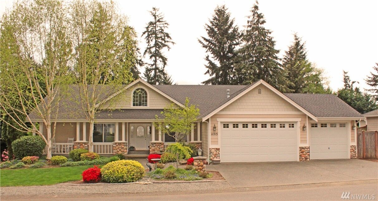 Property Photo:  11715  12th Avenue Ct NW  WA 98332 