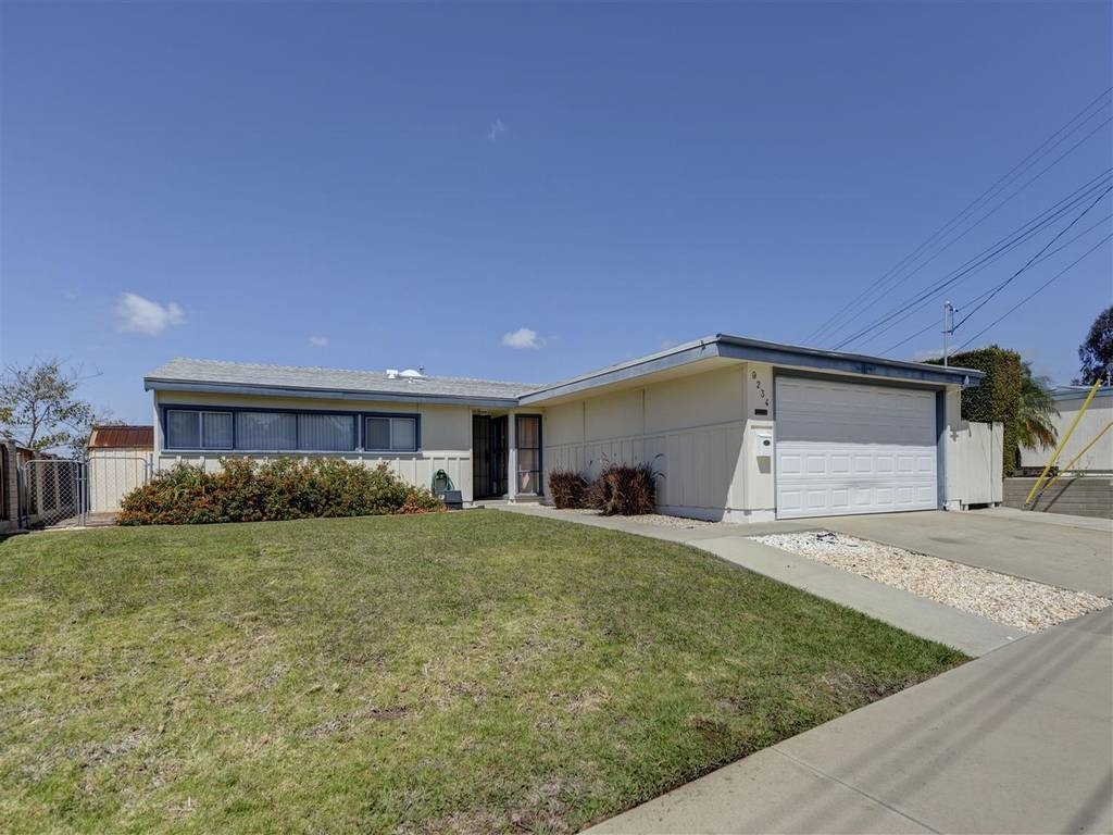 Property Photo: 9234 Rebecca Ave CA 92123