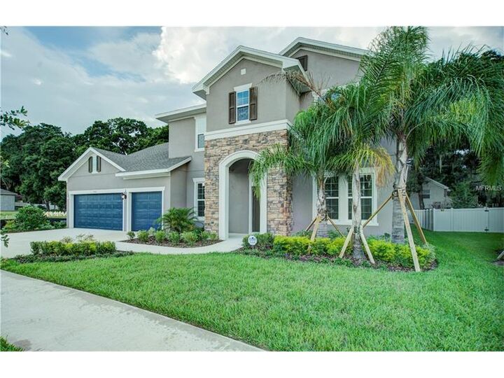 Property Photo: 1306 Lorea Lane FL 33511