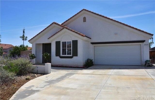 Property Photo:  23635 Red Oak Lane  CA 92562 