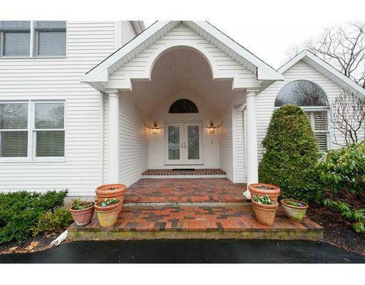 Property Photo: 250 Palisades Circle MA 02072
