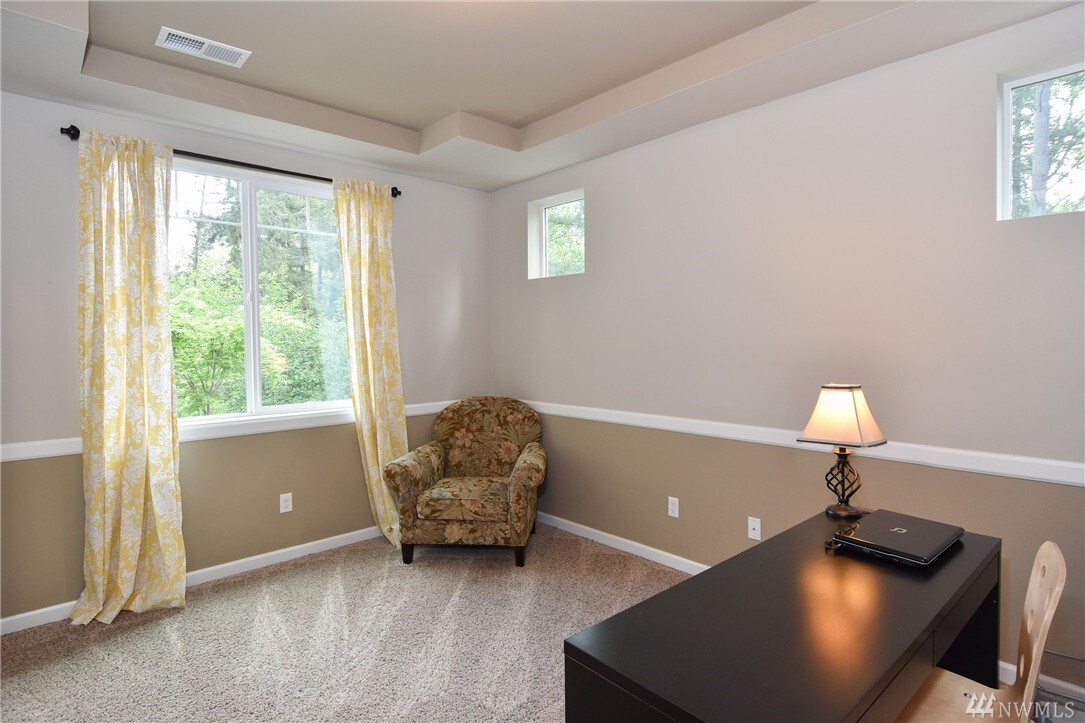 Property Photo: 33108 47th Place S WA 98001