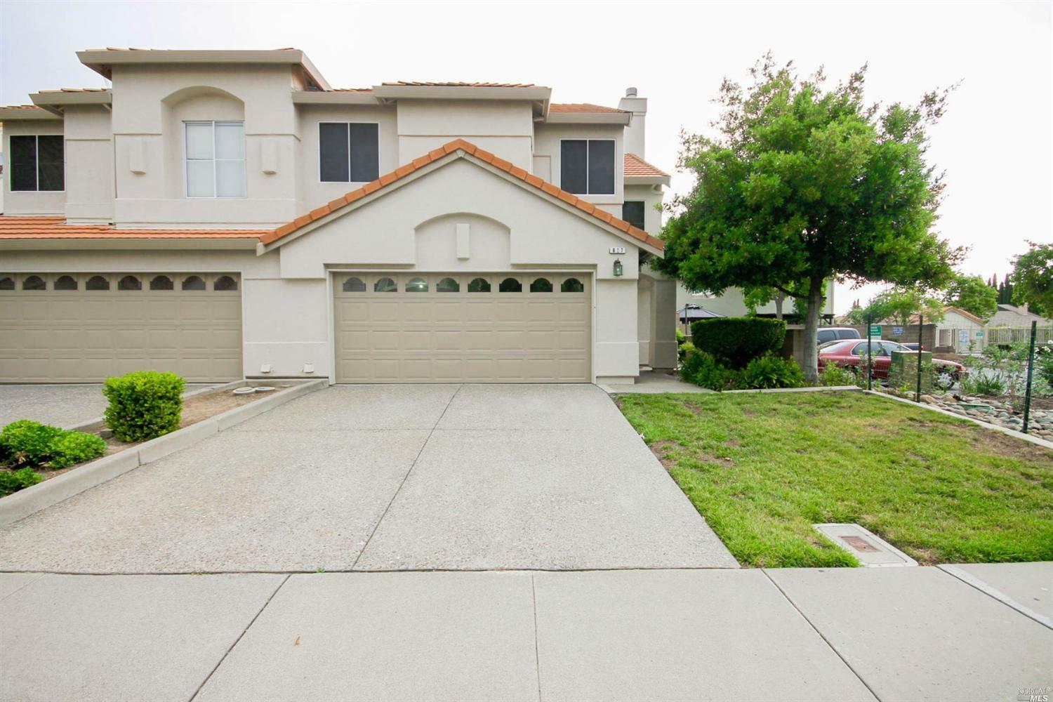 Property Photo:  817 Vassar Drive  CA 95687 