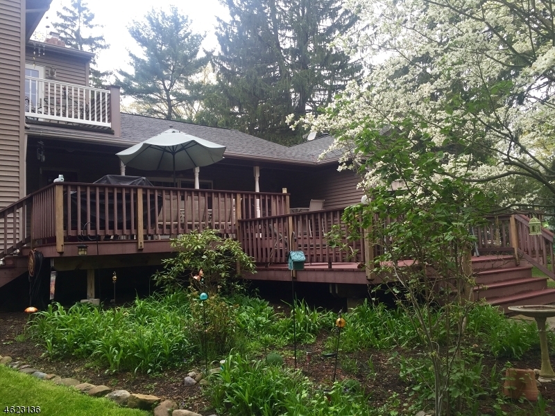 Property Photo:  324 W Saddle River Rd  NJ 07458 