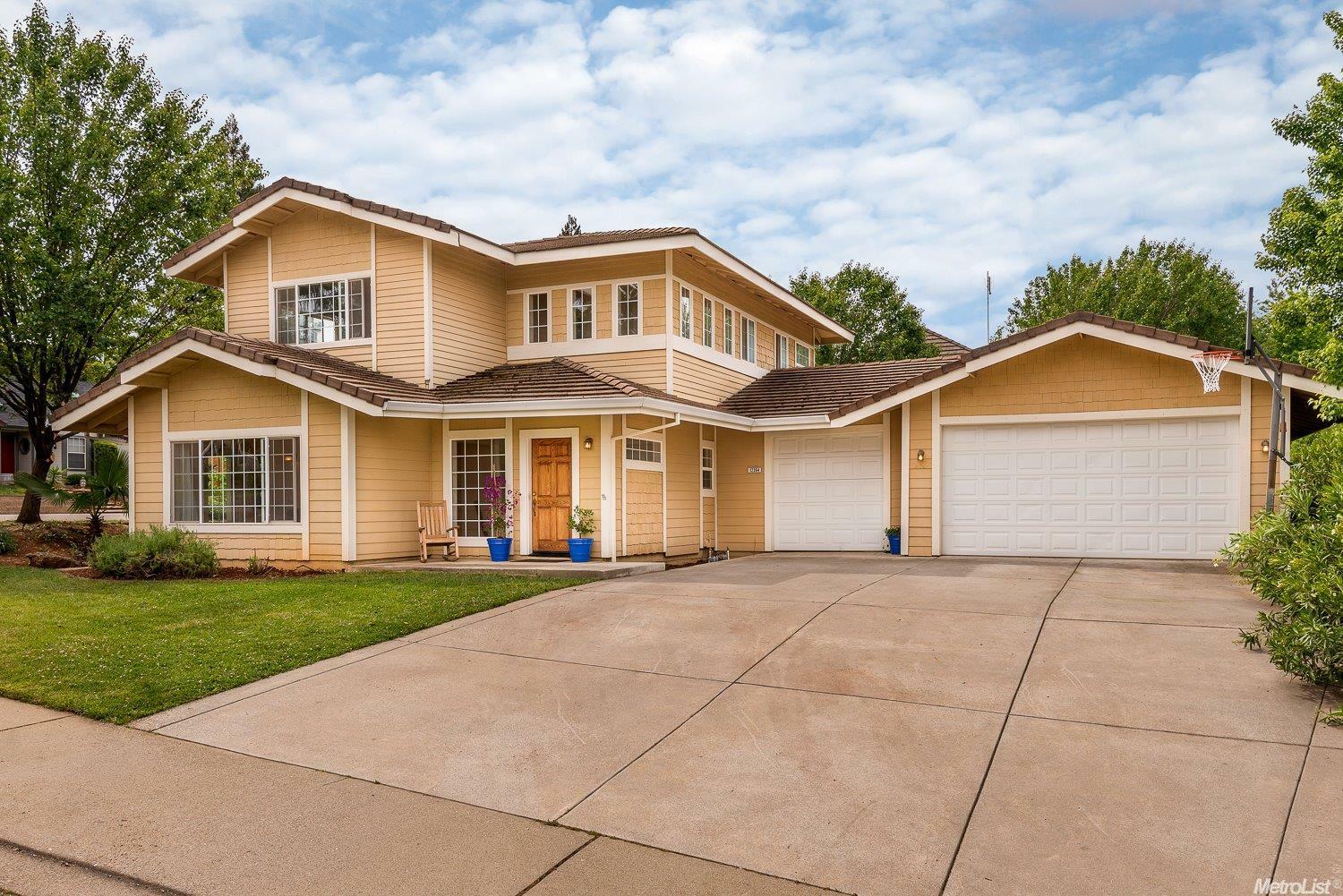 Property Photo: 12364 Homestead Way CA 95603