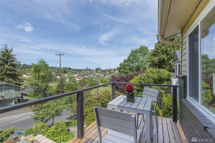 Property Photo:  4614 42nd Avenue S  WA 98118 