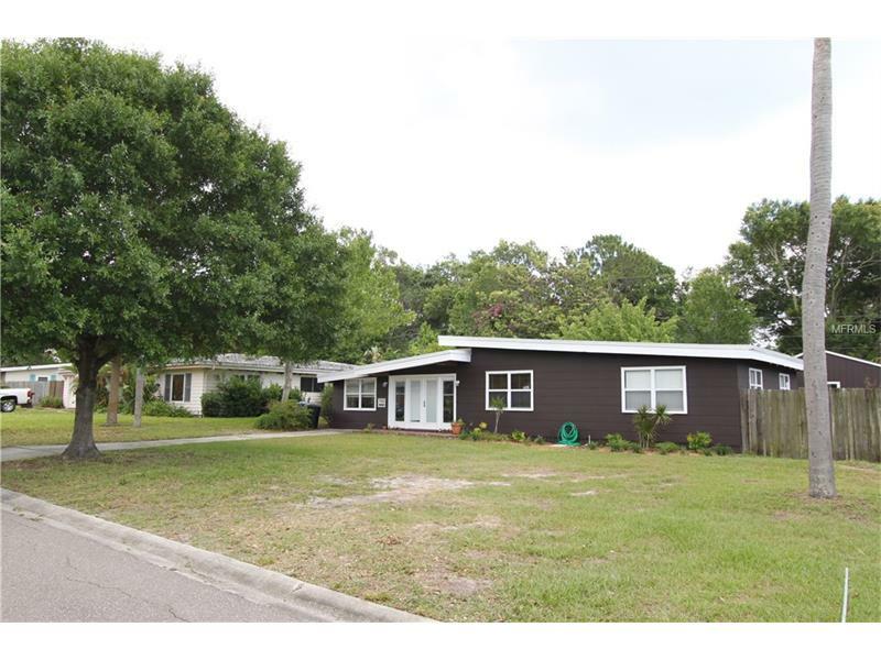 Property Photo: 7418 11th Avenue N FL 33710