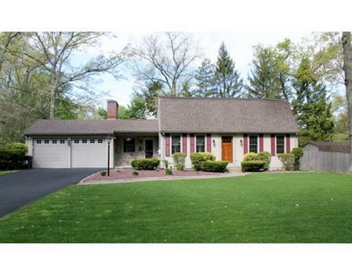 Property Photo:  1 Lance Ln  MA 01095 