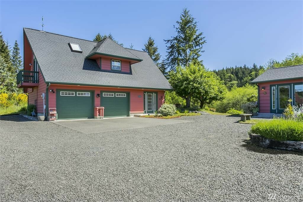 Property Photo:  11584 Silverdale Wy NW  WA 98383 