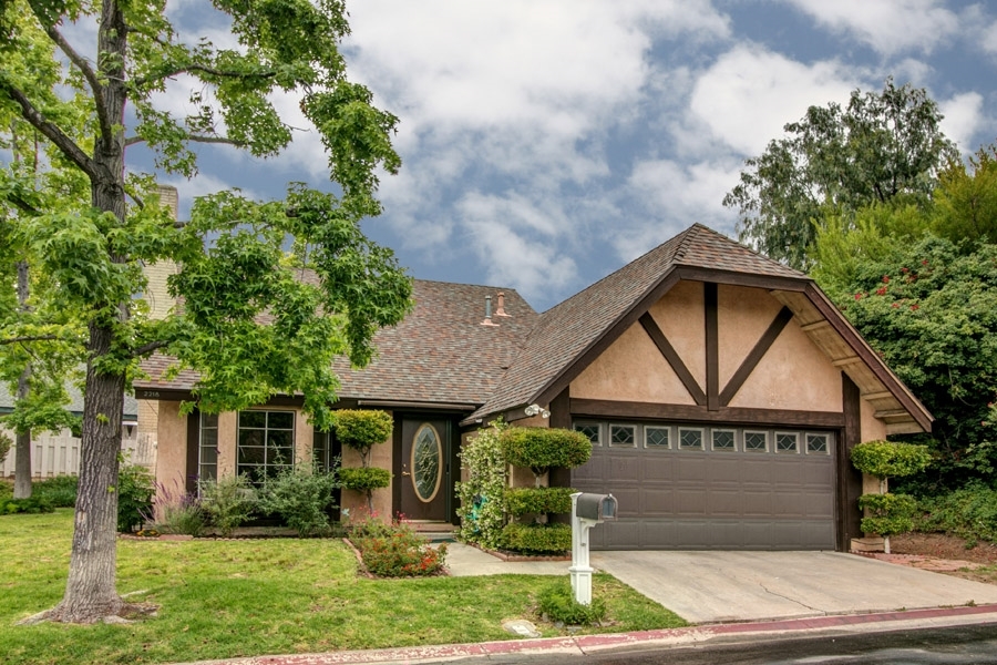 Property Photo: 2218 Knollview CA 91977
