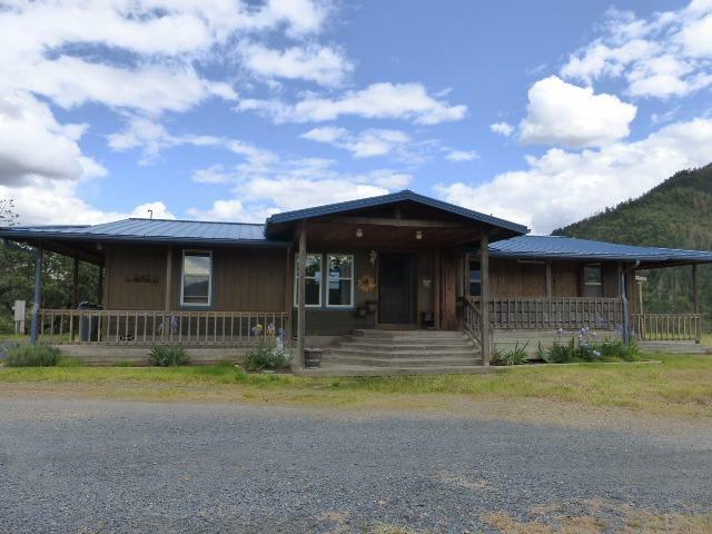 Property Photo: 2103 Little Applegate Road OR 97530