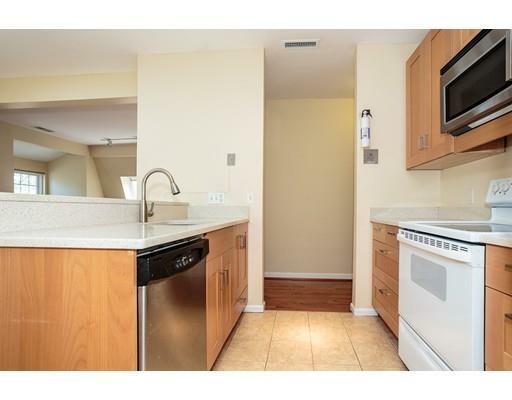 Property Photo:  37 Hastings Street 302  MA 02132 