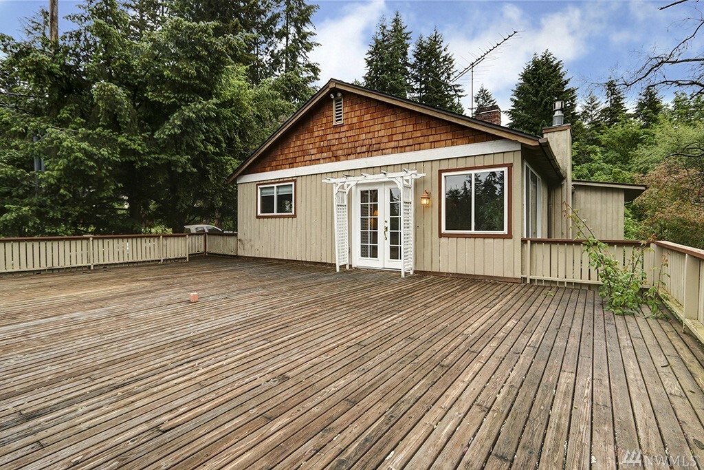 Property Photo:  15061 NE 173rd St  WA 98072 