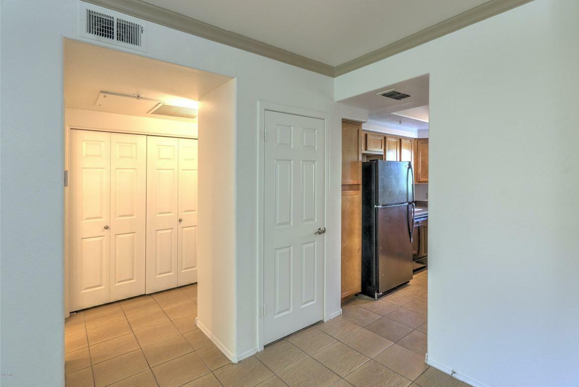 Property Photo:  750 E Northern Avenue 2036  AZ 85020 