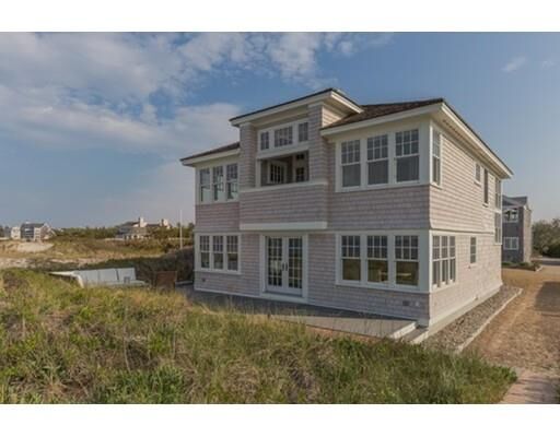 Property Photo:  7 Pebble Path  MA 01930 