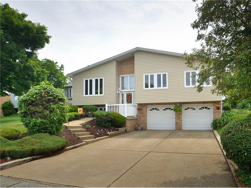 Property Photo: 1040 McAllister Drive PA 15068